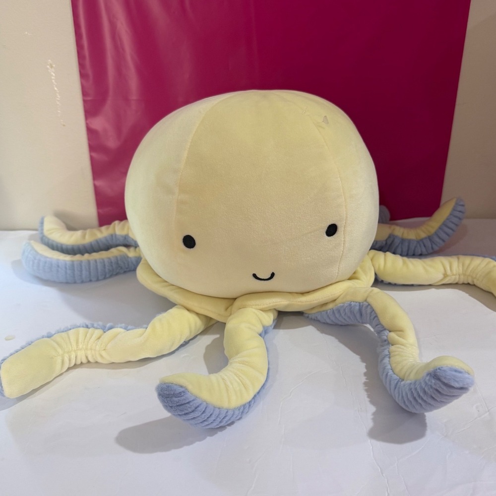 Pillowfort Weighted Jellyfish NO TAG